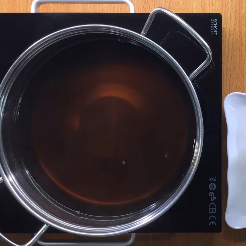 Bước 3 Nấu và đổ khuôn rau câu lần 1 Bánh Trung Thu rau câu cà phê nhân bánh flan