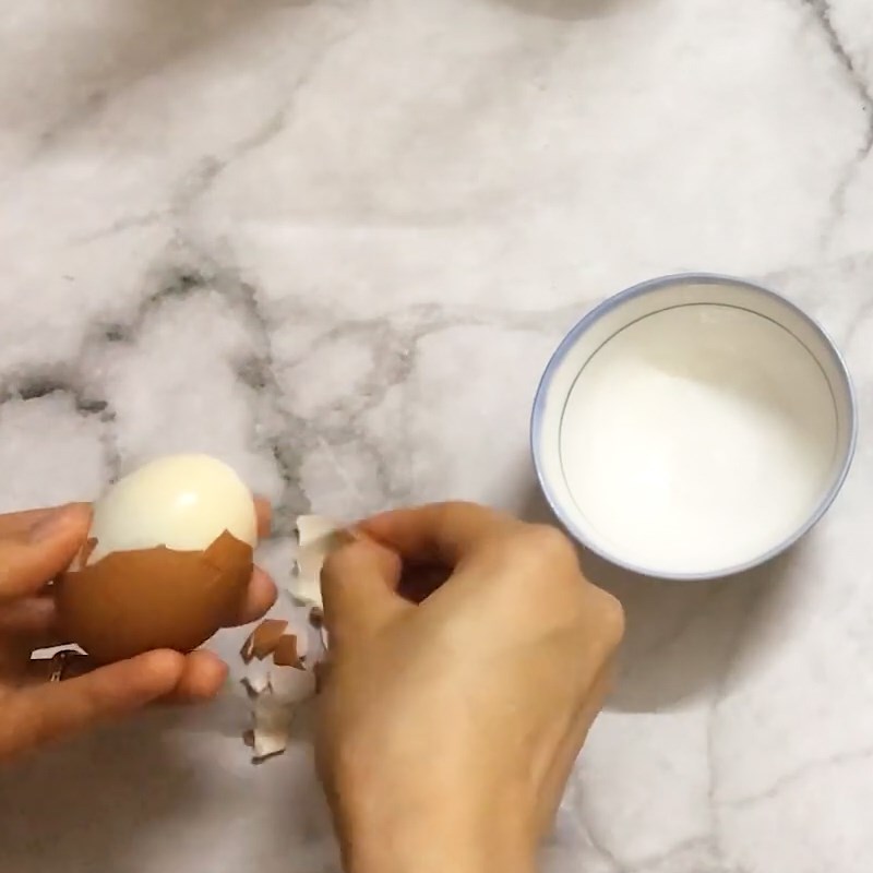 Bước 1 Sơ chế các nguyên liệu Cháo đậu đỏ trứng gà susu