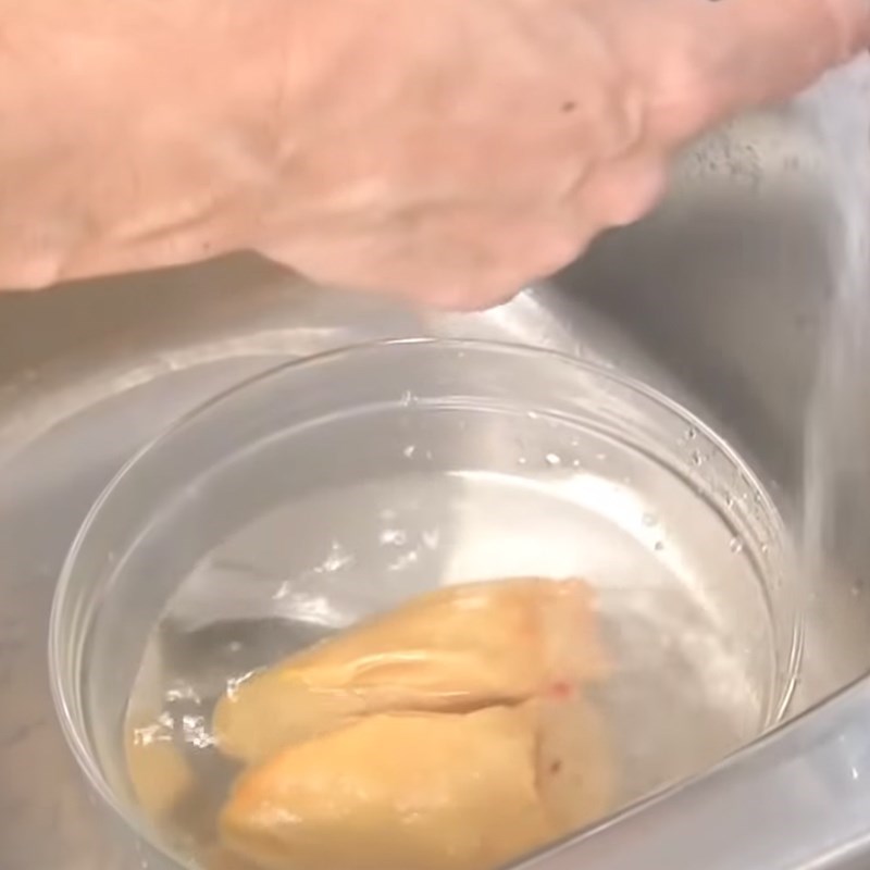 Bước 1 Sơ chế gan ngỗng Pate gan ngỗng