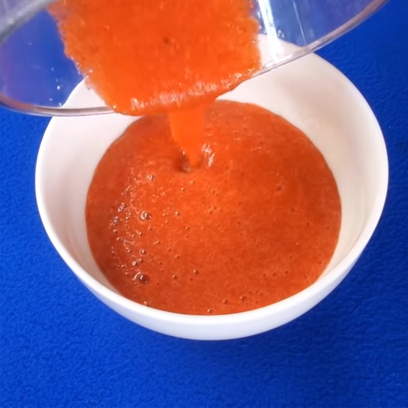 Bước 2 Sơ chế hoa quả Kem túi hoa quả sữa chua