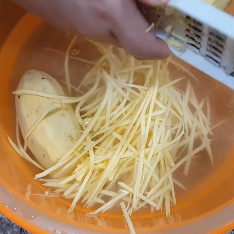Bước 1 Sơ chế khoai lang Bánh khoai lang sợi
