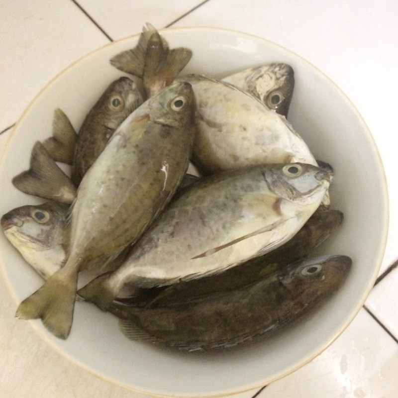 Bước 1 Sơ chế nguyên liệu Canh cá kình nấu ngót