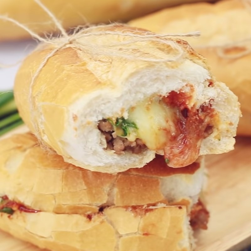 Bước 3 Thành phẩm Bánh mì bò băm phô mai