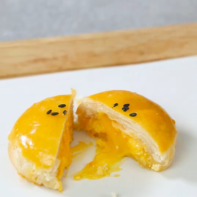 Bước 6 Thành phẩm Bánh trứng muối ngàn lớp tan chảy