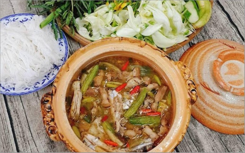 Bông súng mắm kho