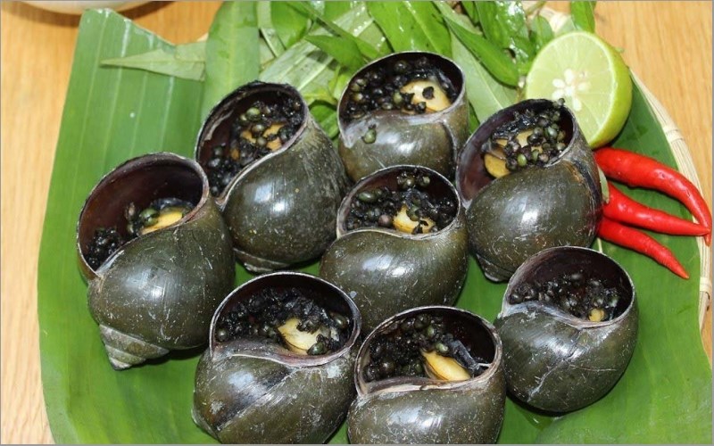 Ốc bươu nướng tiêu 