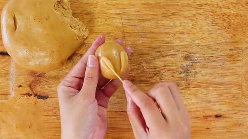Bước 2: chế tạo hình tai thỏ