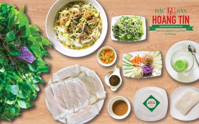 Món ăn tại Quán Bánh tráng cuốn thịt heo Tín (1)