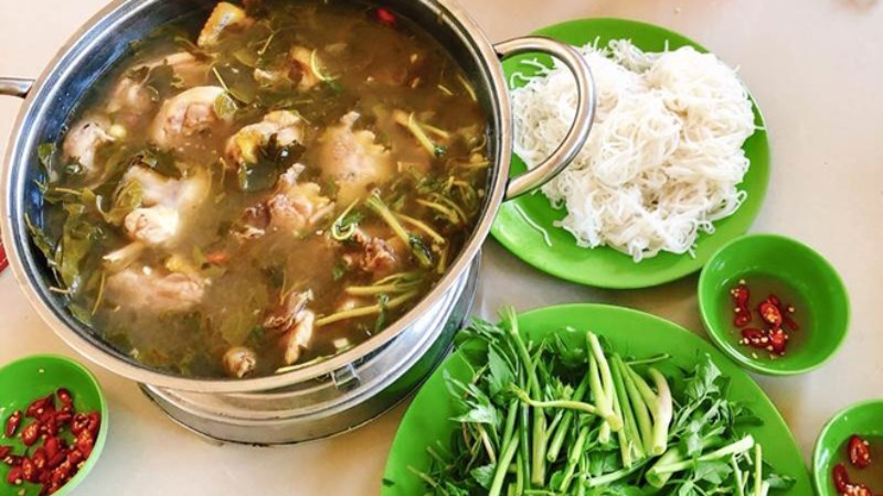 Gà đi bộ