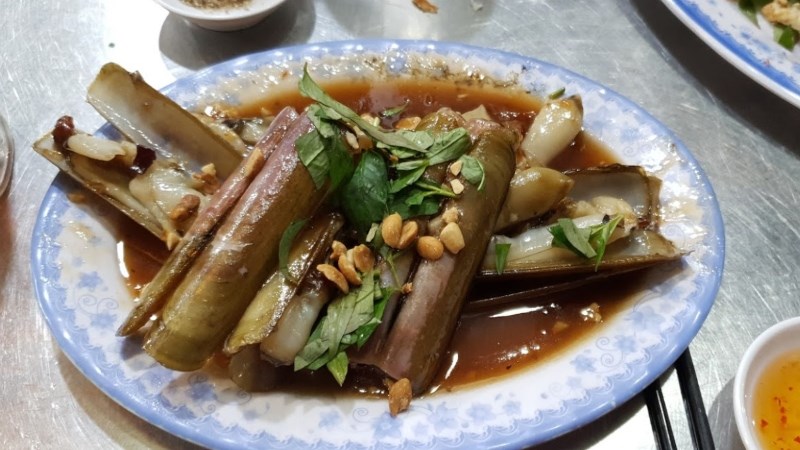 Quán Ốc 879 