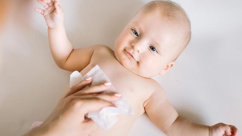 Khăn giấy đa năng sử dụng được với trẻ sơ sinh