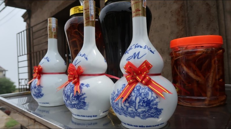 Rượu Mẫu Sơn