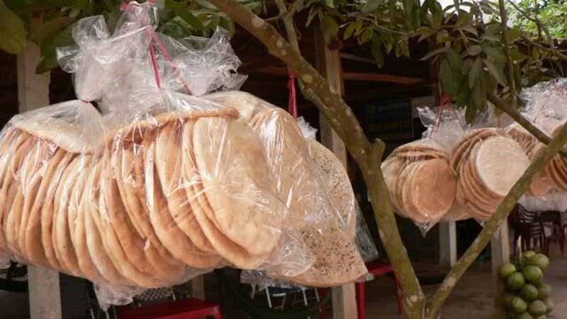 Bánh phồng Sơn Đốc
