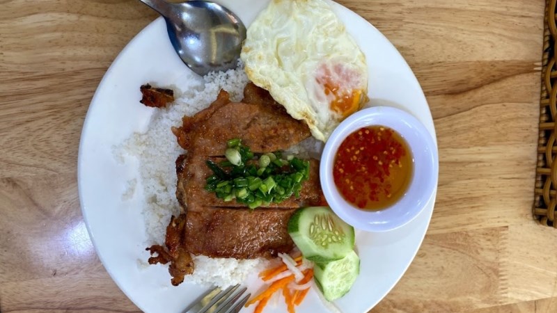 Quán Cơm Tấm Chánh Hưng 