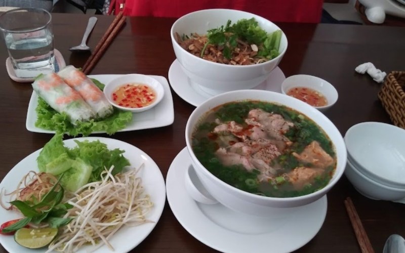 Món ăn tại Quán Ken Ta (1)