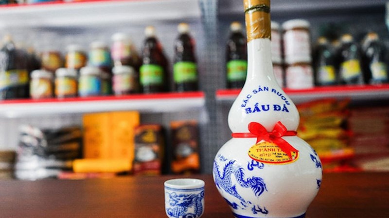 Rượu Bàu Đá