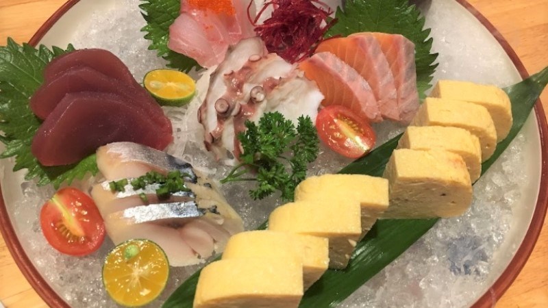 Nhà hàng Sushi Gõ 