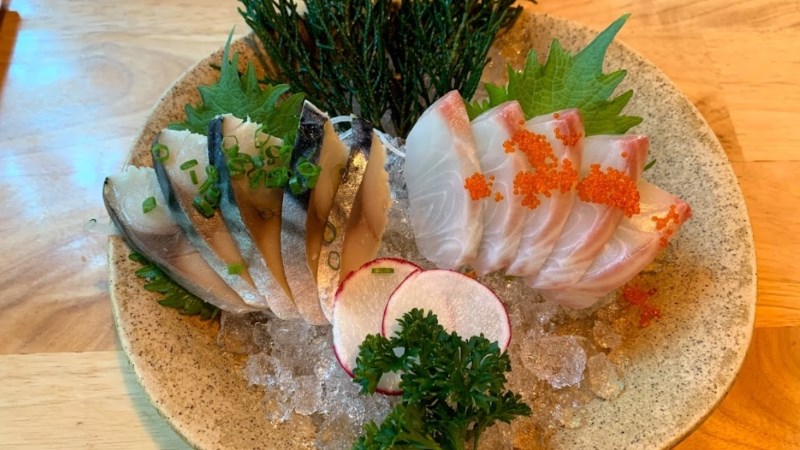 Nhà hàng Sushi Gõ 