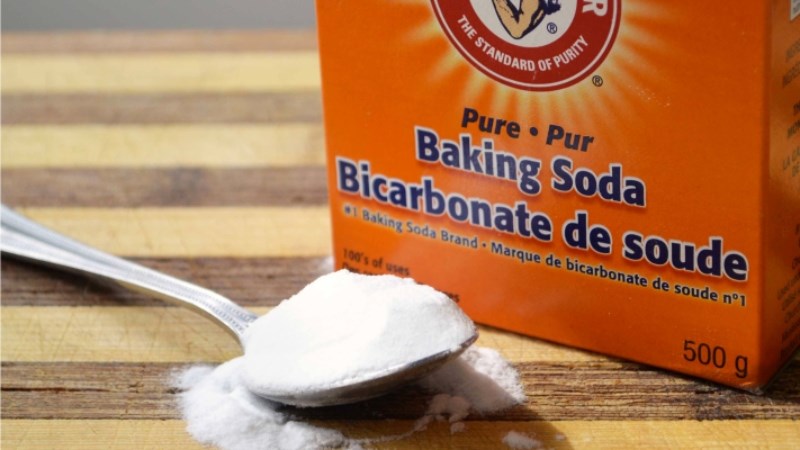 Dùng baking soda