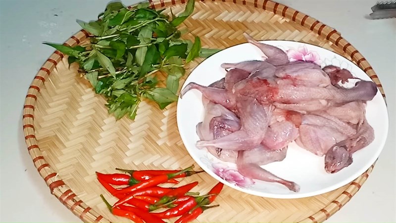 Nguyên liệu món ăn cút nướng muối ớt