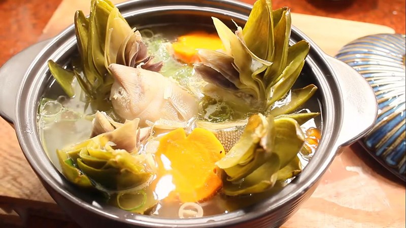 Canh hoa atiso hầm giò heo