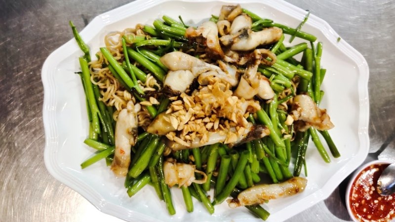 Quán Ốc Quỳnh