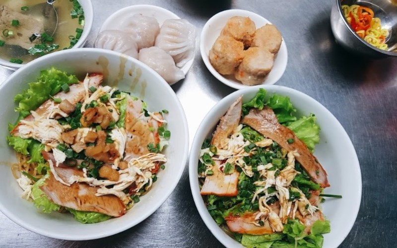 Món ăn tại Quán Mì Thiệu Ký 