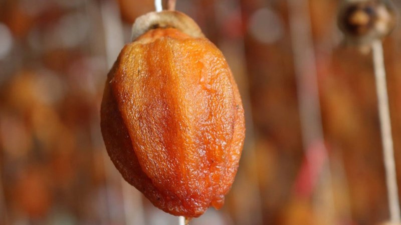 Hồng treo gió