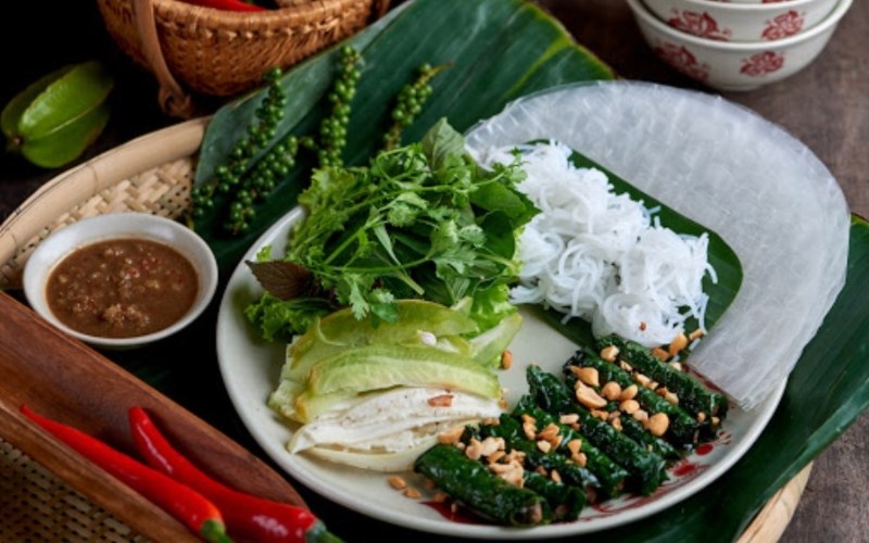 Món ăn tại Nhà hàng Maison Mận Đỏ 