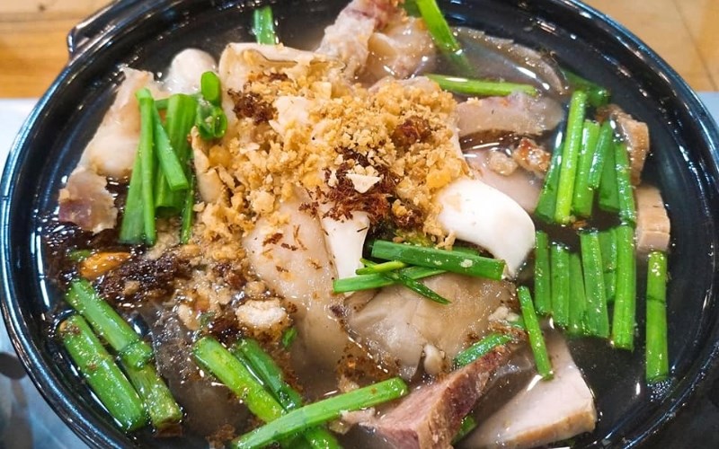 Quán Lẩu Bò Sáu Hít