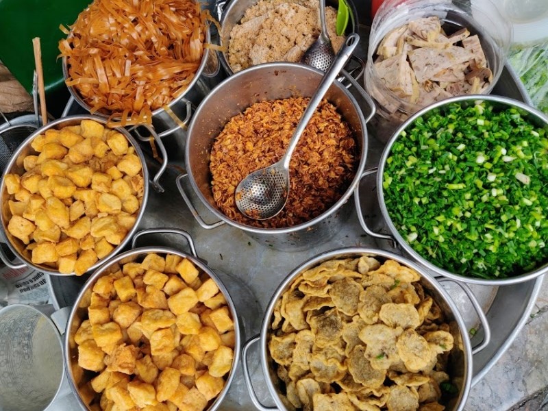 Quán Bún Ziu Gánh Cô Yến