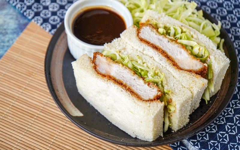 Katsu sando - Nhật Bản