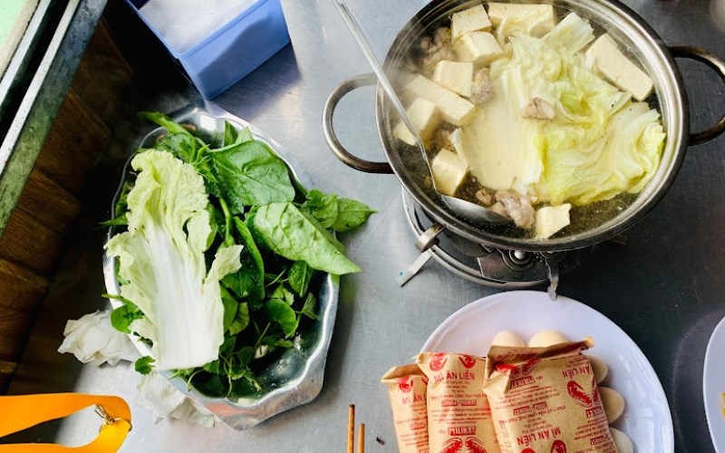 Quán Bò Dã Chiến