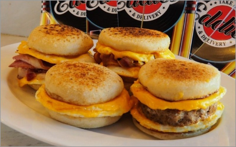 Món ăn tại Nhà hàng Eddie's New York Diner 