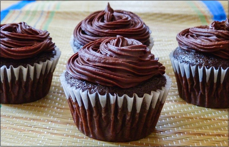 Bánh Cupcake sô cô la