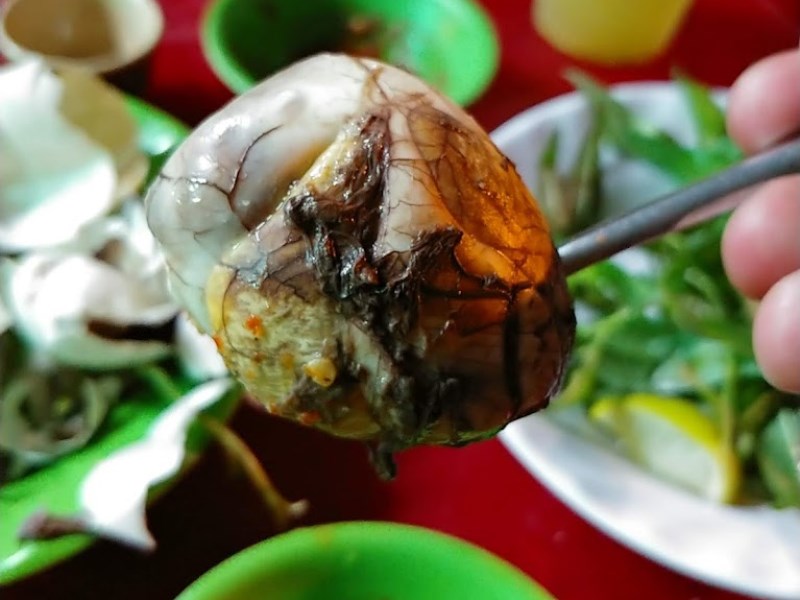 Hột vịt lộn Kim Thảo
