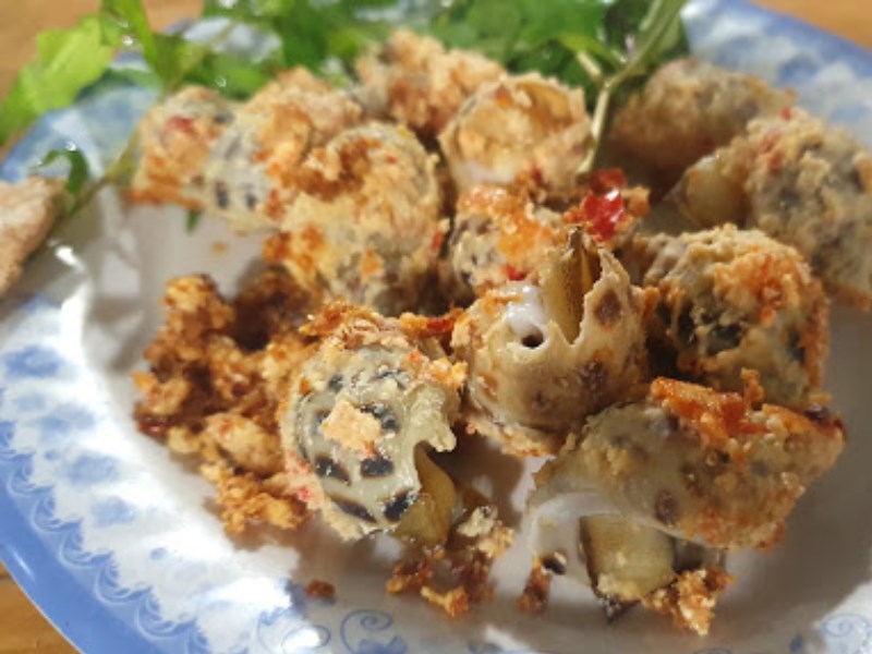 Món ăn quán ốc Cô Bảy
