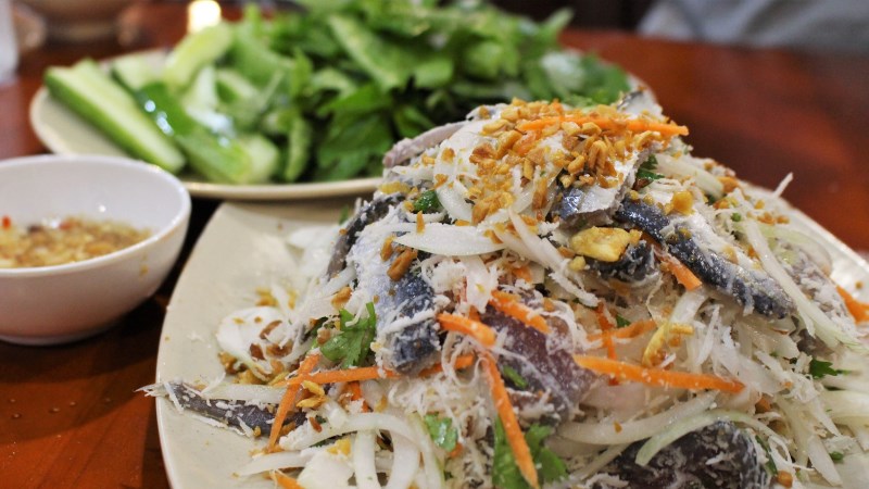 Gỏi cá trích