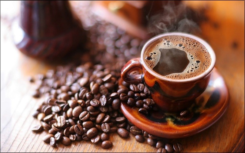 Không uống nhiều thực phẩm chứa cafein