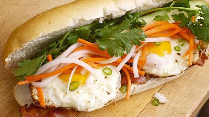 Tổng hợp 7 cách làm bánh mì kẹp thơm ngon đơn giản cho bữa ăn sáng