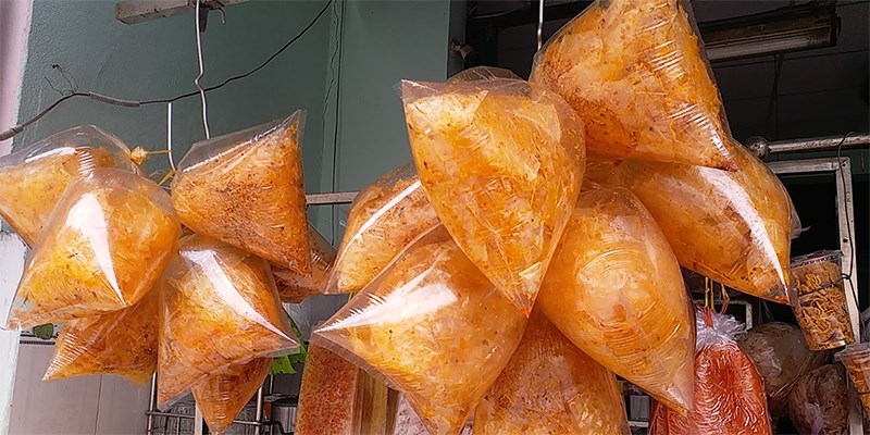 Quán bánh tráng mỡ hành Phan Bội Châu