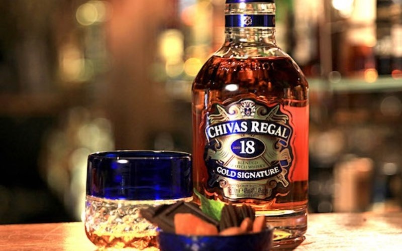 Rượu Chivas