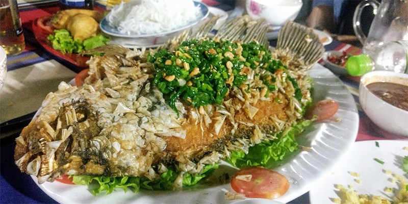 Nhà hàng Làng Nướng Gió Chiều
