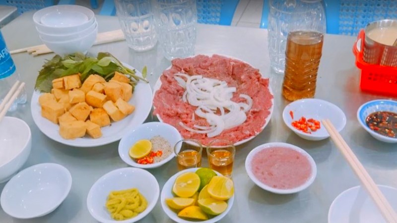 Quán lẩu bò Bao Ngon