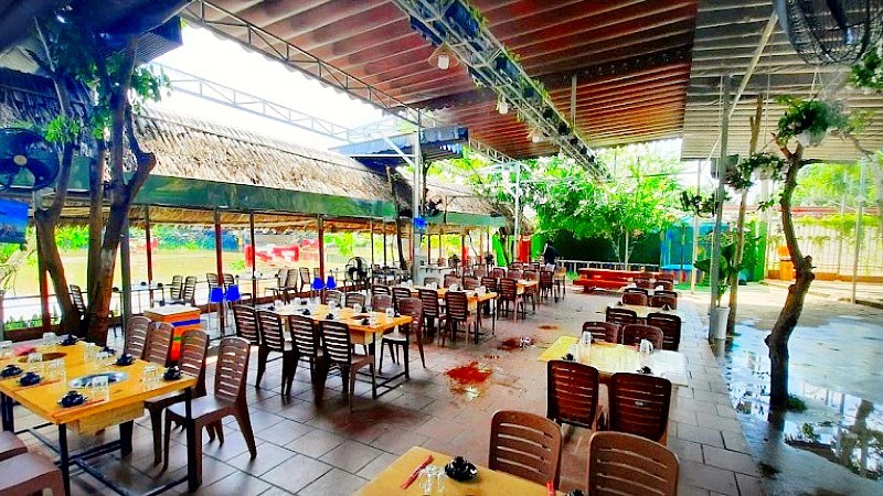 Lẩu dê Tài Ký