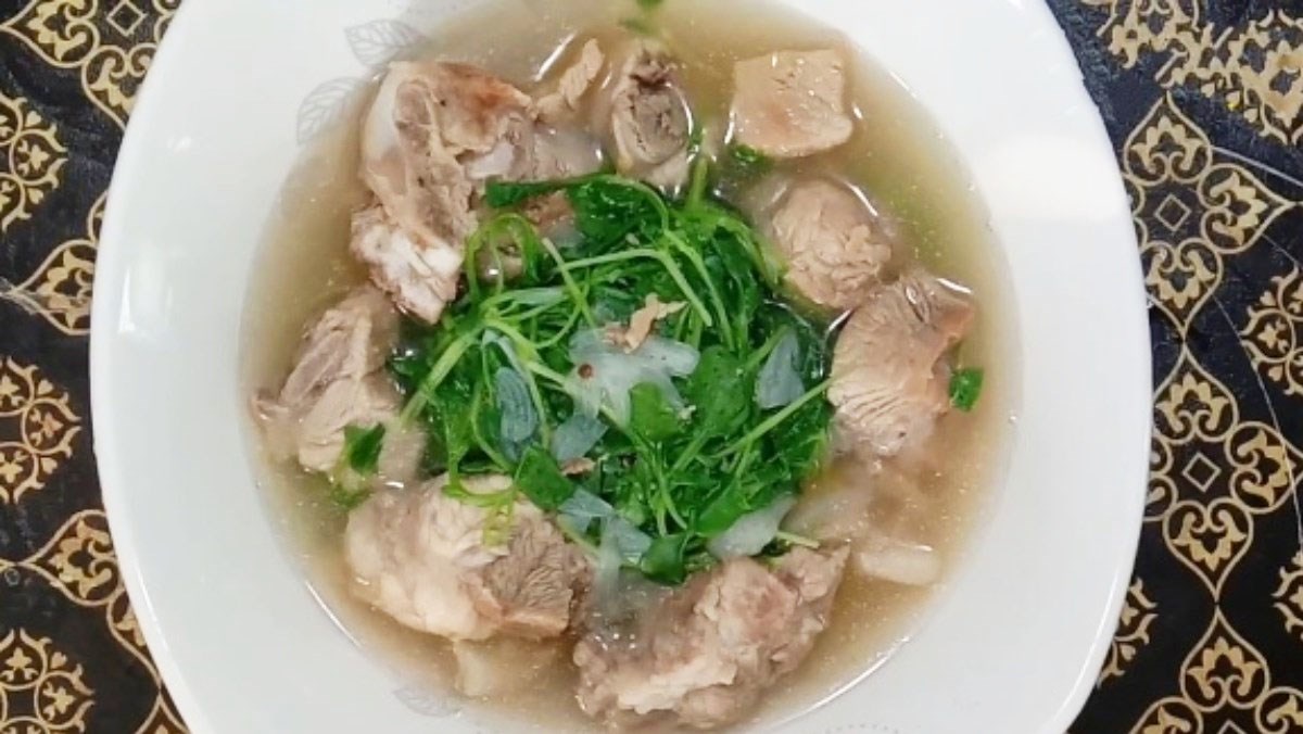 Canh rau mầm