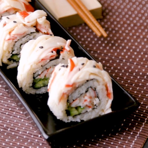 3 cách làm sushi thanh cua ngon miệng dễ làm chuẩn vị nhà hàng tại nhà