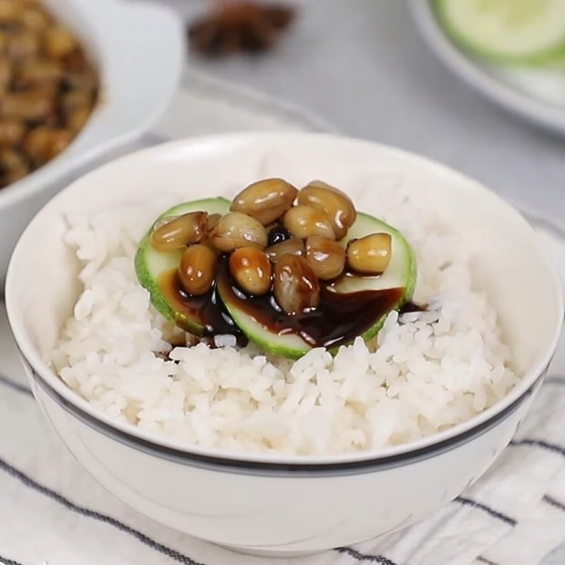 Cách làm đậu phộng ngâm tương thơm ngon bùi béo, điểm vị cho ngày chay