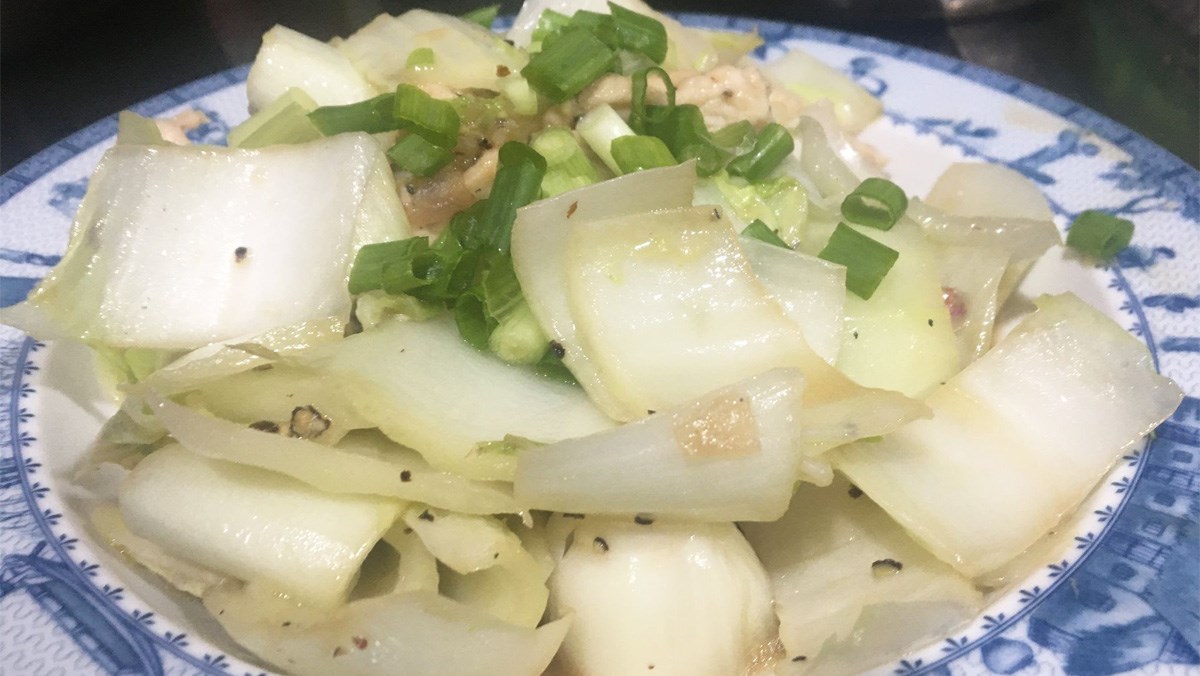 Cải thảo xào thịt gà
