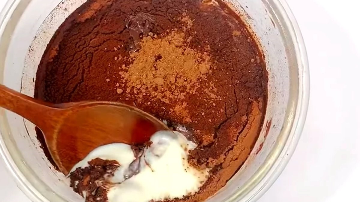 Bánh tiramisu keto sữa chua